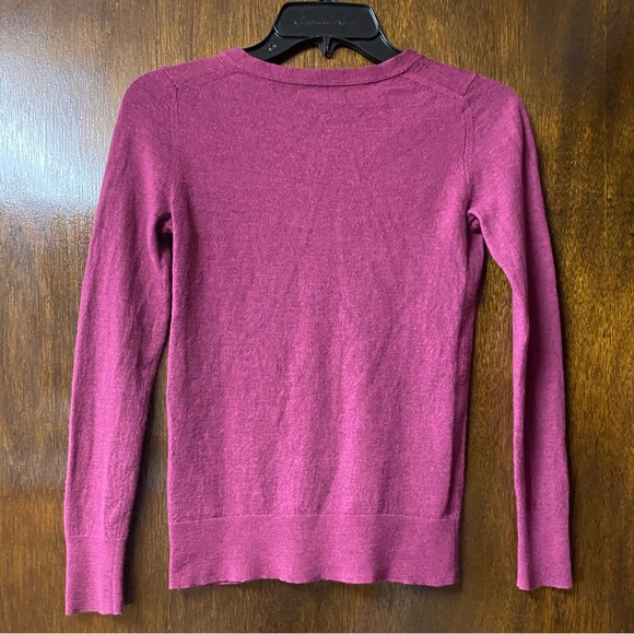 Banana Republic purple wool sweater - Picture 6 of 6